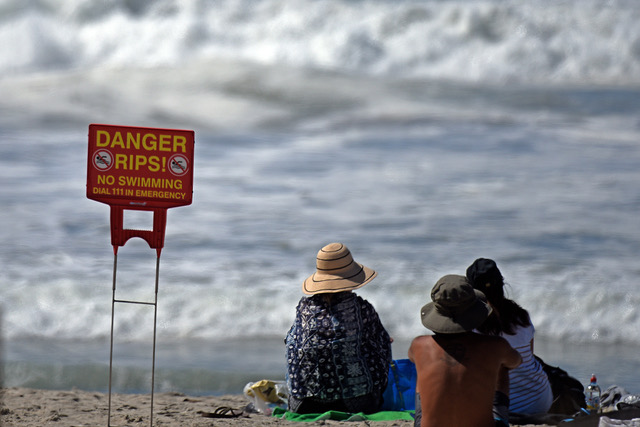 Beachgoers brave rough seas off Tauranga despite warnings - NZ Herald