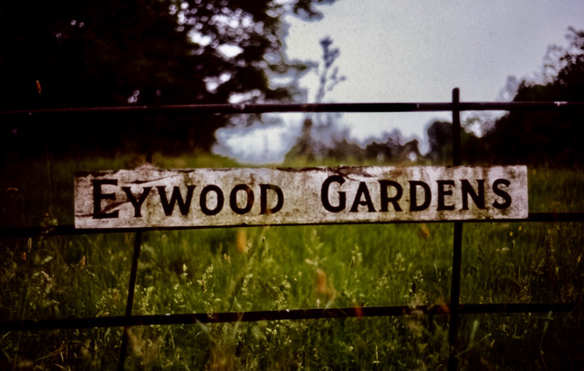EPISODE 1’207:  EDWARD FREEMAN, HEAD GARDENER at EYWOOD COUNTRY ESTATE, HEREFORDSHIRE, ENGLAND —  1898-1906